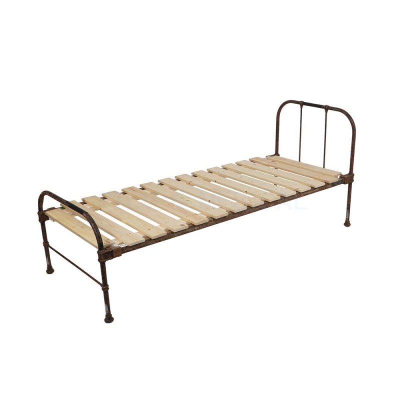 Rusted Bed 